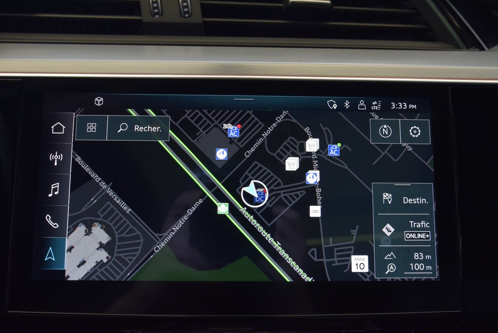 2024 Audi Q8 e-tron PREMIUM PACKAGE+BLACK COMPETITION in Laval, Quebec - 16 - w1024h768px