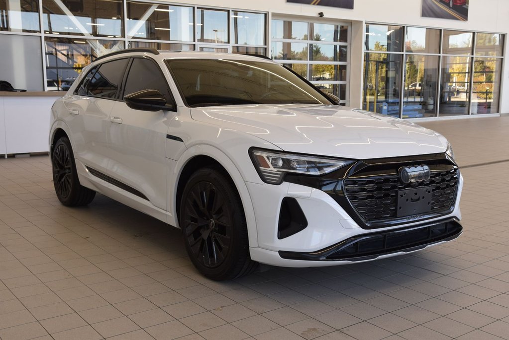 2024 Audi Q8 e-tron PREMIUM PACKAGE+BLACK COMPETITION in Laval, Quebec - 29 - w1024h768px