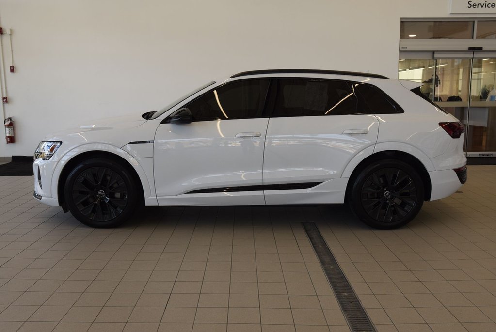 2024 Audi Q8 e-tron PREMIUM PACKAGE+BLACK COMPETITION in Laval, Quebec - 7 - w1024h768px
