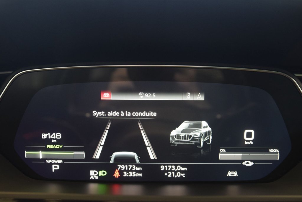 2024 Audi Q8 e-tron PREMIUM PACKAGE+BLACK COMPETITION in Laval, Quebec - 18 - w1024h768px
