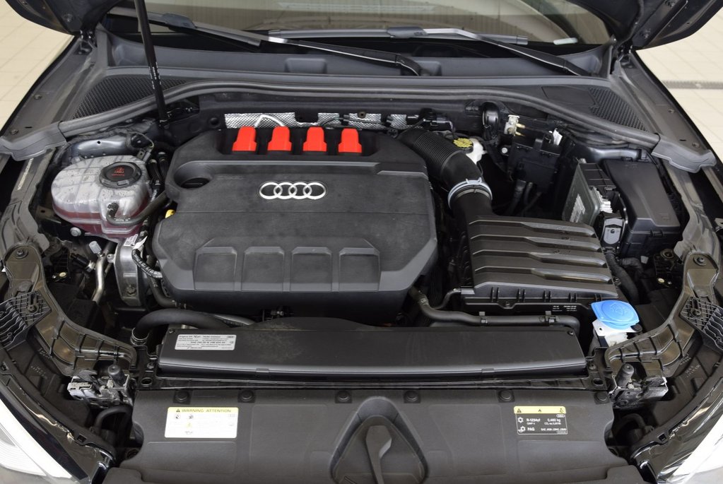 2024 Audi S3 PROGRESSIV+BLACK PACKAGE in Laval, Quebec - 13 - w1024h768px