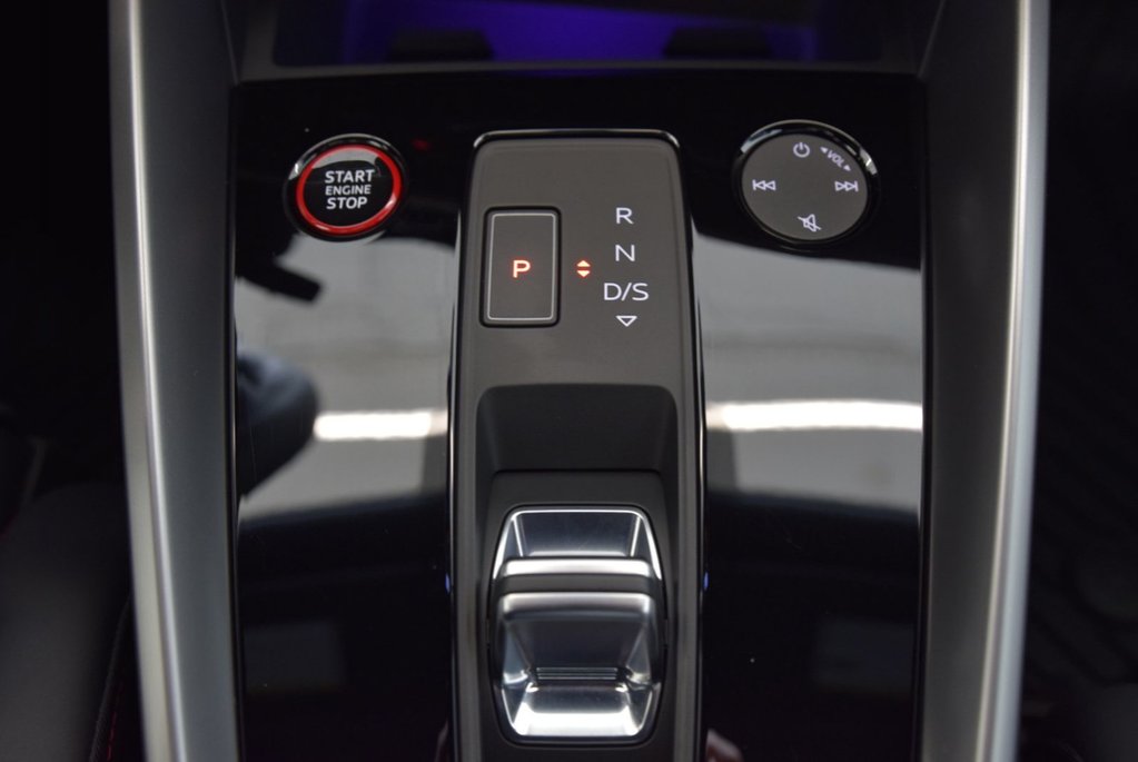 2024 Audi S3 TECHNIK+ADVANCED DRIVER ASSIST in Laval, Quebec - 32 - w1024h768px