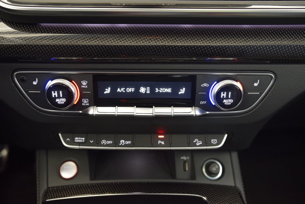 Audi SQ5 TECHNIK+BLACK PACK+DRIVER ASSIST 2021 à Laval, Québec - 31 - w1024h768px