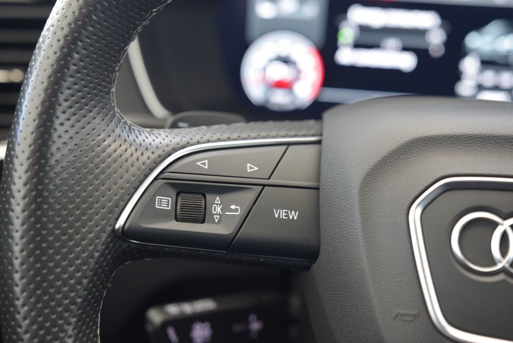 Audi SQ5 TECHNIK+BLACK PACK+DRIVER ASSIST 2021 à Laval, Québec - 25 - w1024h768px