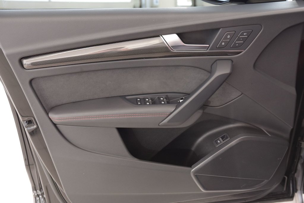 Audi SQ5 PROGRESSIV+BLACK PACKAGE 2025 à Laval, Québec - 18 - w1024h768px