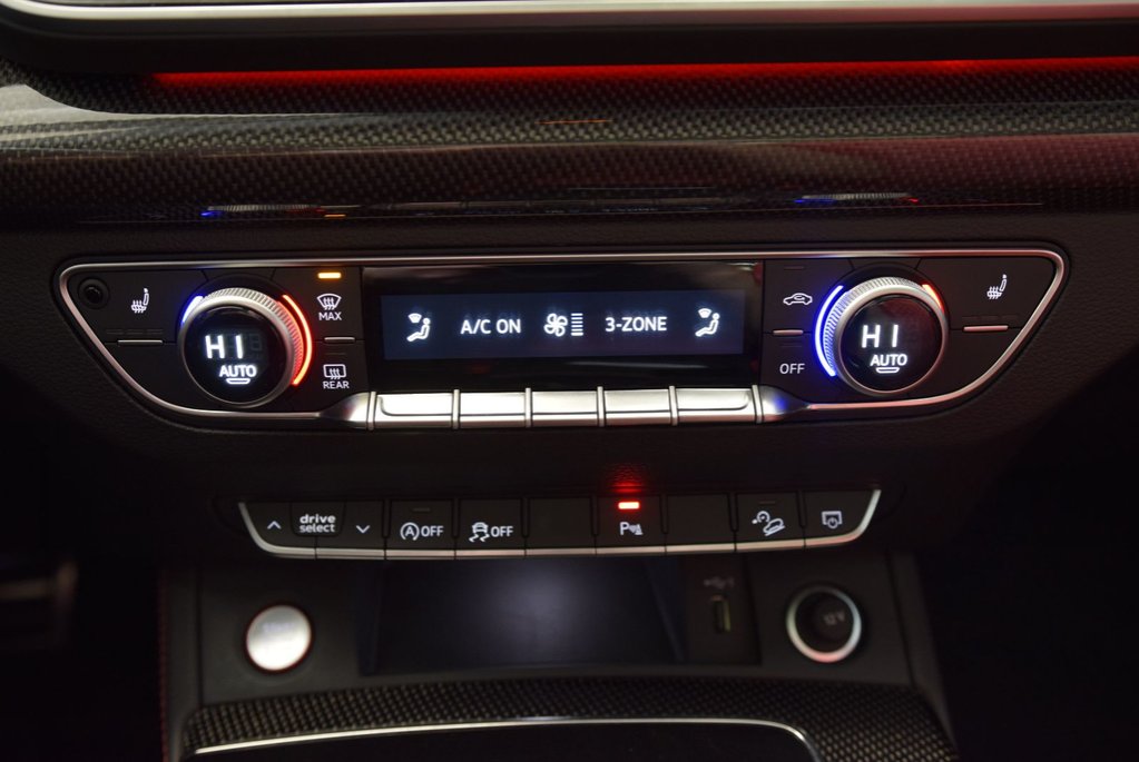 Audi SQ5 PROGRESSIV+BLACK PACKAGE 2025 à Laval, Québec - 31 - w1024h768px