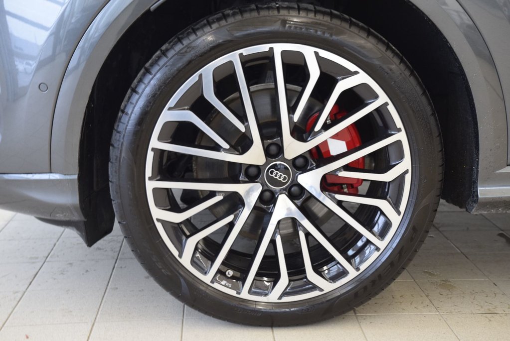 2025 Audi SQ5 TECHNIK+CUIR ROUGE+NEW MODEL in Laval, Quebec - 5 - w1024h768px
