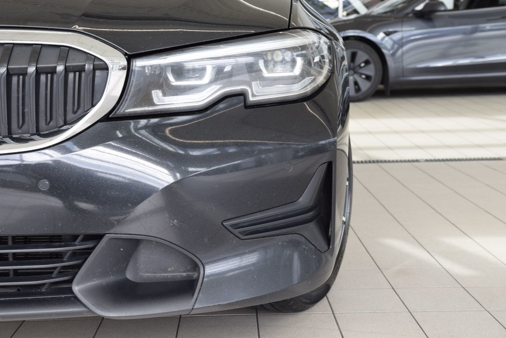 2019 BMW 3 Series 330i xDrive+PREMIUM PACK+AWD in Laval, Quebec - 3 - w1024h768px