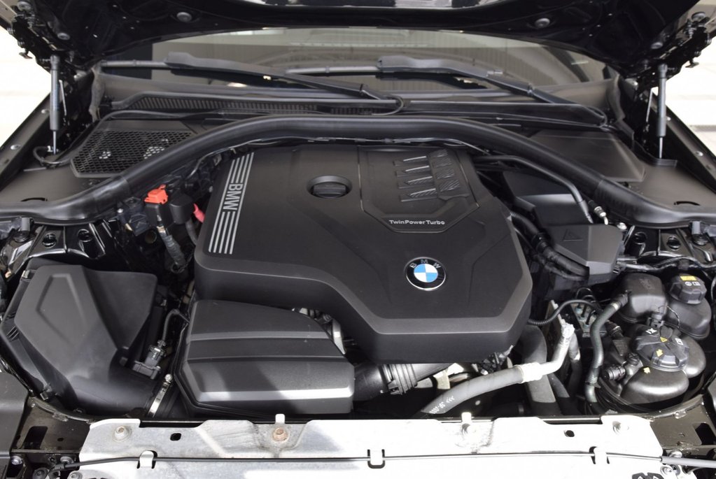 2019 BMW 3 Series 330i xDrive+PREMIUM PACK+AWD in Laval, Quebec - 17 - w1024h768px