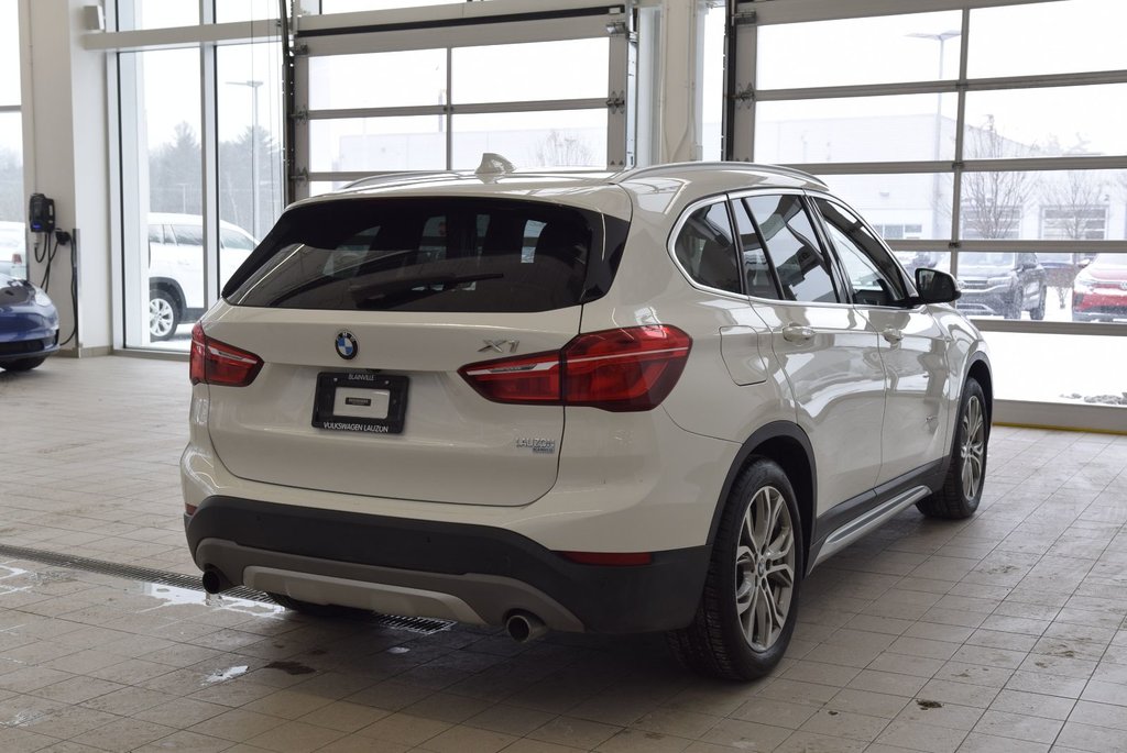 BMW X1 XDrive28i+TOIT+CUIR+NAV+AWD 2016 à Laval, Québec - 14 - w1024h768px