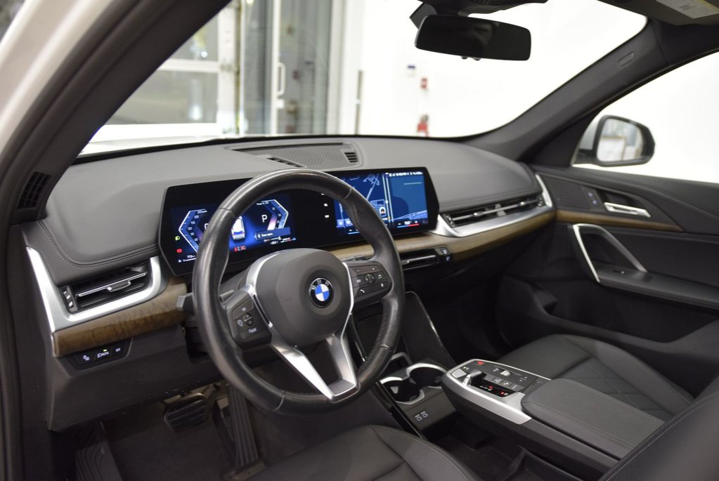 2023 BMW X1 XDrive28i+X LINE+PREMIUM PACK in Laval, Quebec - 9 - w1024h768px