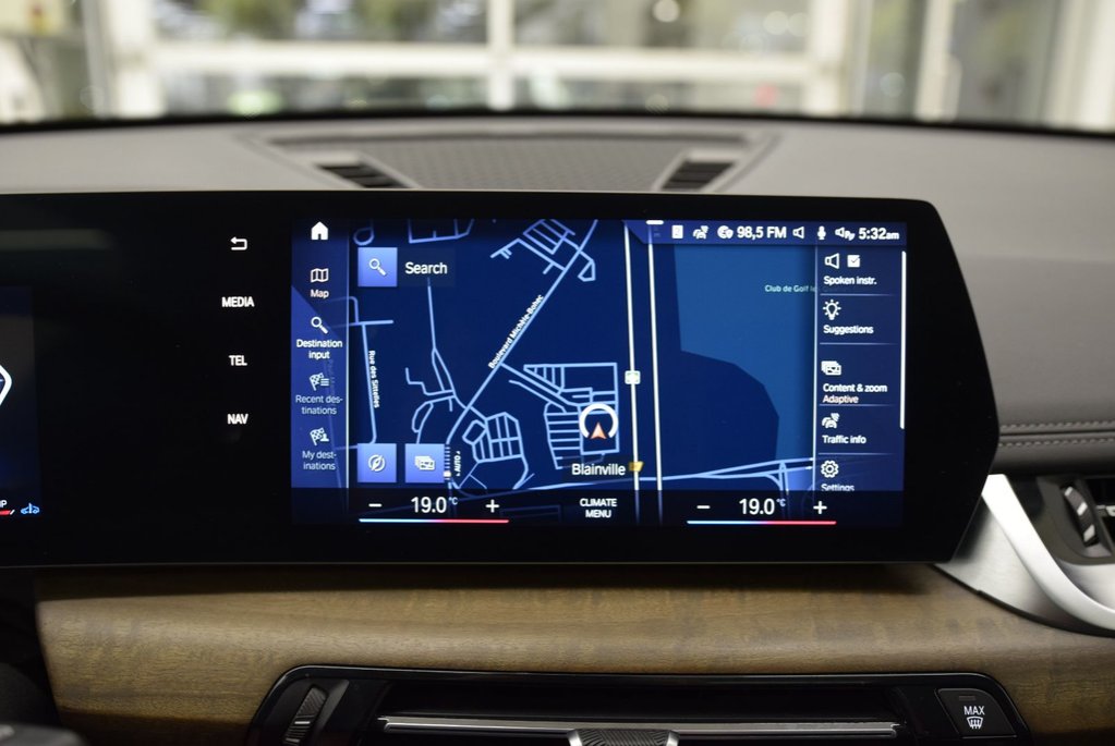 2023 BMW X1 XDrive28i+X LINE+PREMIUM PACK in Laval, Quebec - 25 - w1024h768px