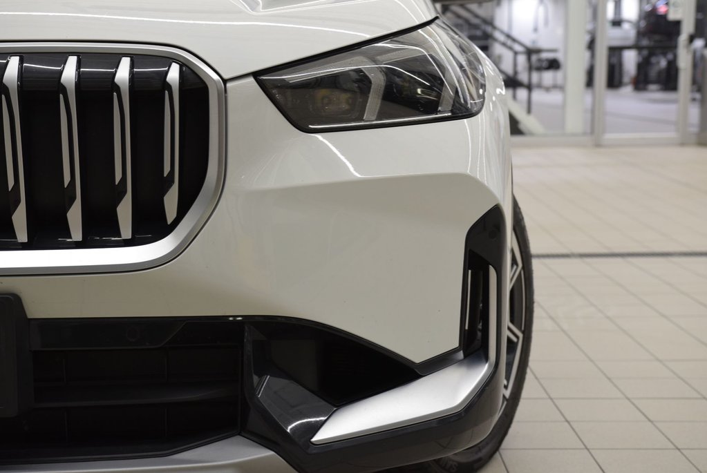 2023 BMW X1 XDrive28i+X LINE+PREMIUM PACK in Laval, Quebec - 3 - w1024h768px