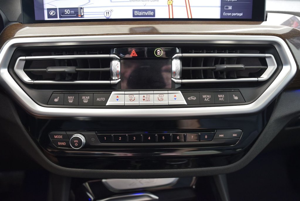 2024 BMW X3 XDrive30i+NOIR SUR NOIR+PREM PACK in Laval, Quebec - 30 - w1024h768px