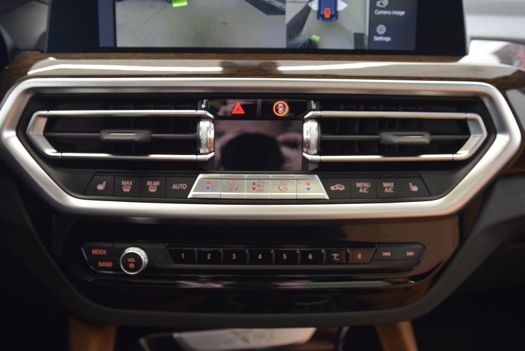 2023 BMW X4 xDrive30i+COUPE+HARMAN+NAV in Laval, Quebec - 31 - w1024h768px