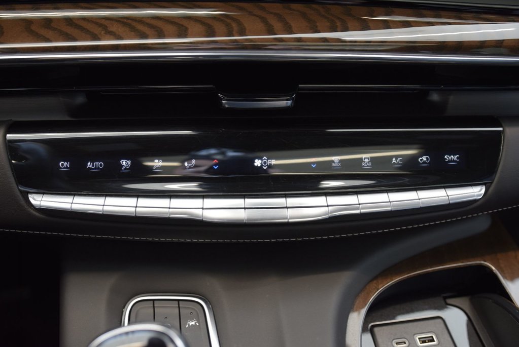 Cadillac Escalade Sport Platinum+ONYX PACKAGE 2024 à Laval, Québec - 30 - w1024h768px