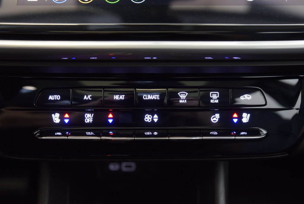 2023 Chevrolet BOLT EUV PREMIER+SUPER CRUISE+TOIT in Laval, Quebec - 30 - w1024h768px