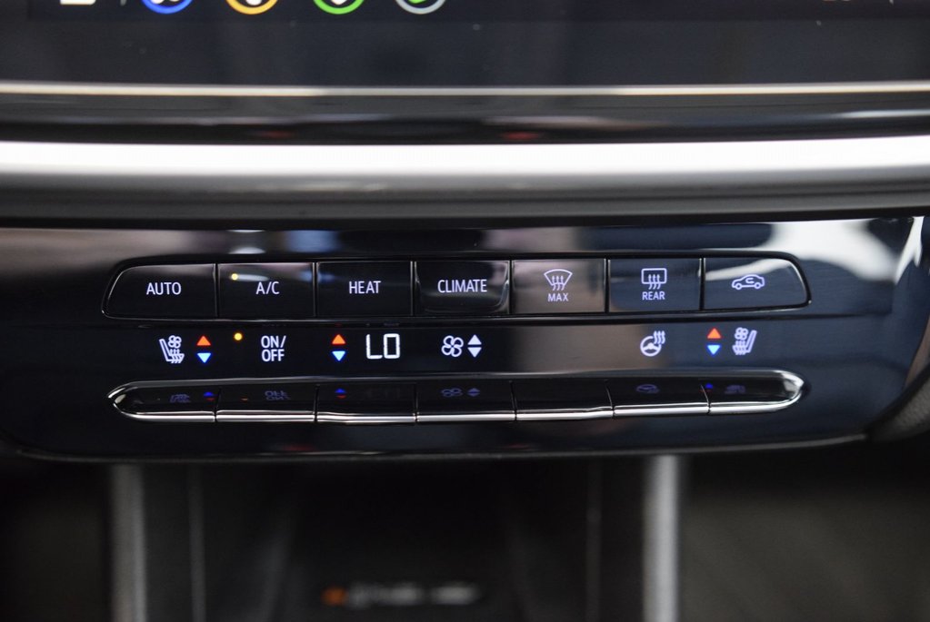 Chevrolet Bolt EUV PREMIER+CUIR+CAMERA+MAG 2023 à Laval, Québec - 25 - w1024h768px