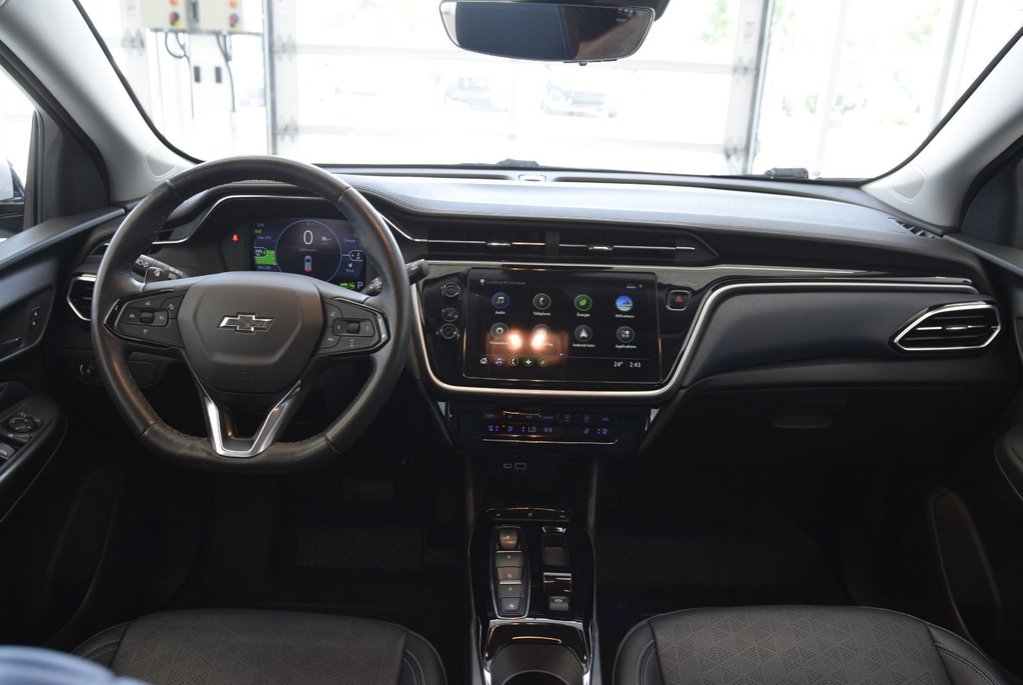 Chevrolet Bolt EUV PREMIER+CUIR+CAMERA+MAG 2023 à Laval, Québec - 18 - w1024h768px