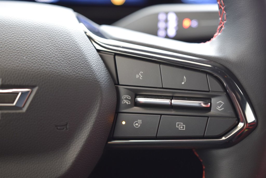 2024 Chevrolet Equinox EV 2RS+LED+BAS KM+CUIR ROUGE in Laval, Quebec - 24 - w1024h768px