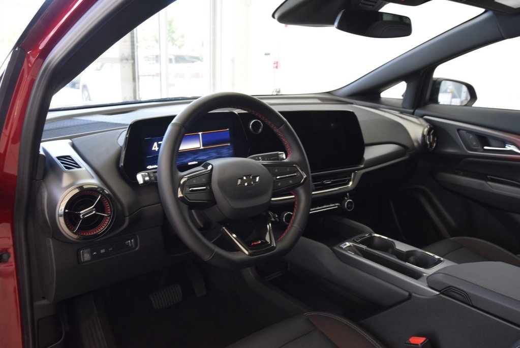 2024 Chevrolet Equinox EV 2RS+AWD+TOIT PANO+LED+CUIR in Laval, Quebec - 9 - w1024h768px