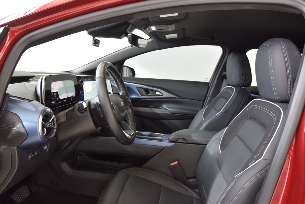 2025 Chevrolet Equinox EV 2LT+CONVENIENCE PACK+LED in Laval, Quebec - 9 - w1024h768px