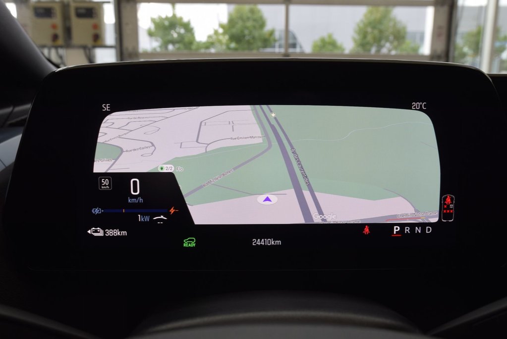 2025 Chevrolet Equinox EV 2LT+CONVENIENCE PACK+LED in Laval, Quebec - 25 - w1024h768px