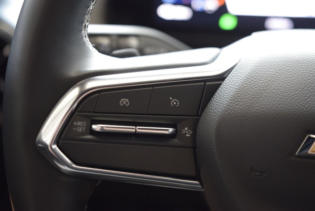 2025 Chevrolet Equinox EV 2LT+CONVENIENCE PACK+LED in Laval, Quebec - 22 - w1024h768px