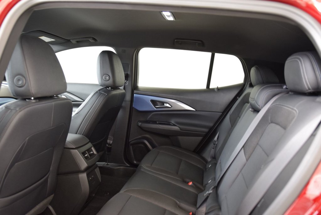 2025 Chevrolet Equinox EV 2LT+CONVENIENCE PACK+LED in Laval, Quebec - 19 - w1024h768px