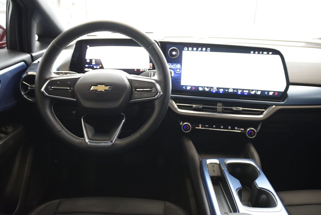 2025 Chevrolet Equinox EV 2LT+CONVENIENCE PACK+LED in Laval, Quebec - 21 - w1024h768px