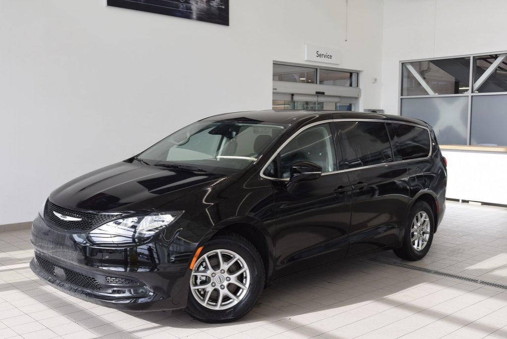 Chrysler Grand Caravan SXT+BAS KM+SAFETY GROUP 2024 à Laval, Québec - 1 - w1024h768px