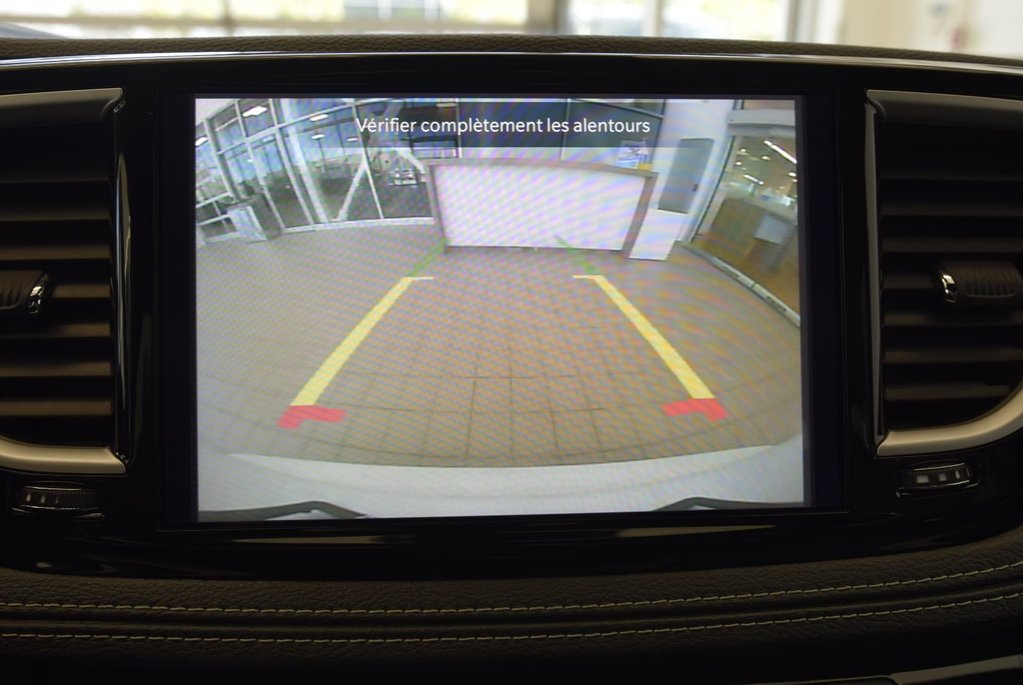 2025 Chrysler Pacifica SELECT+CUIR+CAPITAINE+LED in Laval, Quebec - 22 - w1024h768px