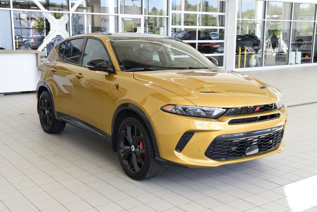 2024 Dodge HORNET R/T Plus+PHEV+ALANCTRA+TOIT in Laval, Quebec - 12 - w1024h768px