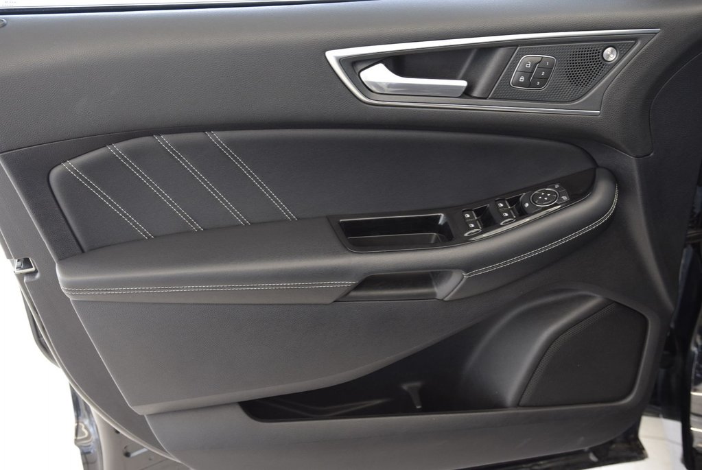 2019 Ford Edge ST+335HP+AWD+CUIR+TOIT+ in Laval, Quebec - 17 - w1024h768px