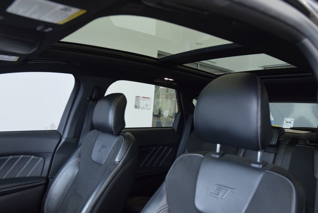 2019 Ford Edge ST+335HP+AWD+CUIR+TOIT+ in Laval, Quebec - 5 - w1024h768px