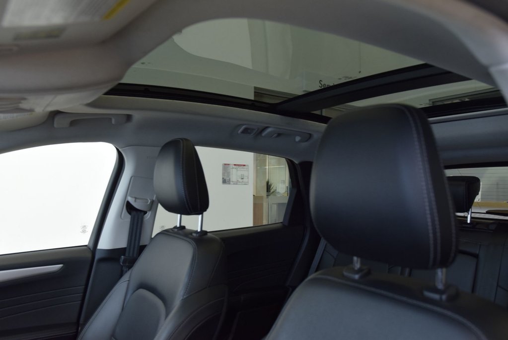 Ford Escape SEL+PHEV+CUIR+TOIT PANO+ 2022 à Laval, Québec - 8 - w1024h768px