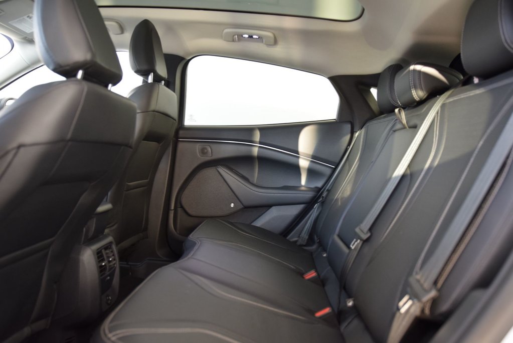 Ford Mustang Mach-E PREMIUM+GROSSE BATERIE+AWD 2022 à Laval, Québec - 18 - w1024h768px