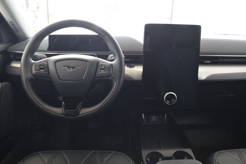 Ford Mustang Mach-E SELECT+AWD+BAS KM+CUIR+ 2022 à Laval, Québec - 21 - w1024h768px
