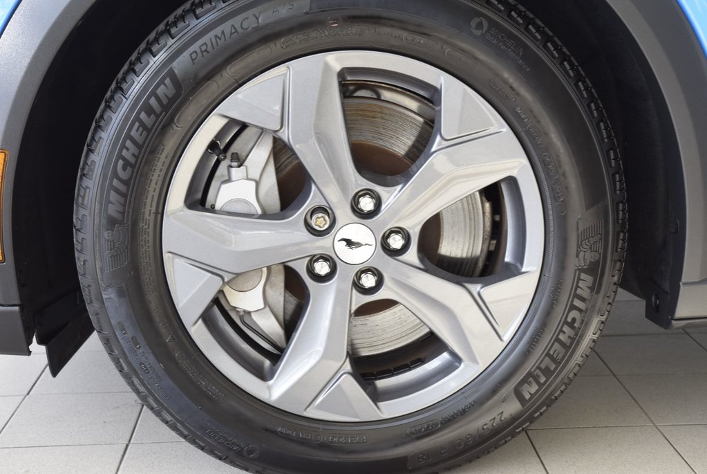 Ford Mustang Mach-E SELECT+AWD+BAS KM+CUIR+ 2022 à Laval, Québec - 8 - w1024h768px
