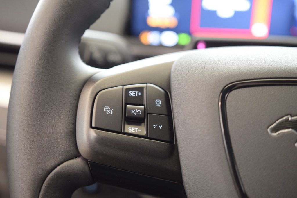 2023 Ford Mustang Mach-E SELECT+AWD+LED+BAS KM+ in Laval, Quebec - 14 - w1024h768px