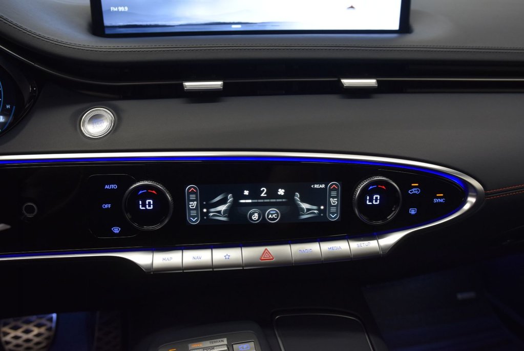 2024 GENESIS GV70 3.5T Sport Plus+CUIR+LEXICON+ in Laval, Quebec - 28 - w1024h768px