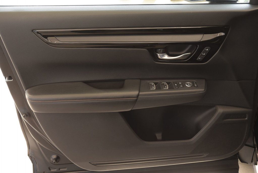 2023 Honda CR-V Hybrid TOURING+TOIT+CUIR+AWD+LED in Laval, Quebec - 17 - w1024h768px