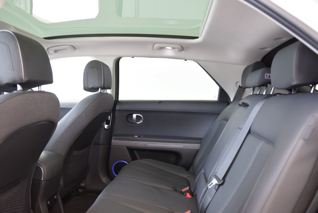 Hyundai Ioniq 5 ULTIMATE+AWD+TOIT PANO+CUIR 2024 à Laval, Québec - 21 - w1024h768px