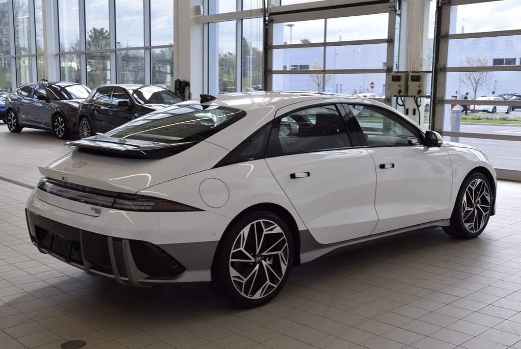 2025 Hyundai IONIQ 6 ULTIMATE+AWD+CUIR+TOIT+LED in Laval, Quebec - 14 - w1024h768px