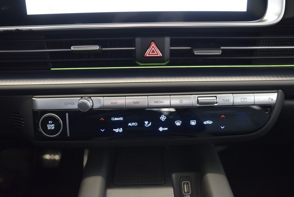 2025 Hyundai IONIQ 6 ULTIMATE+AWD+CUIR+TOIT+LED in Laval, Quebec - 31 - w1024h768px
