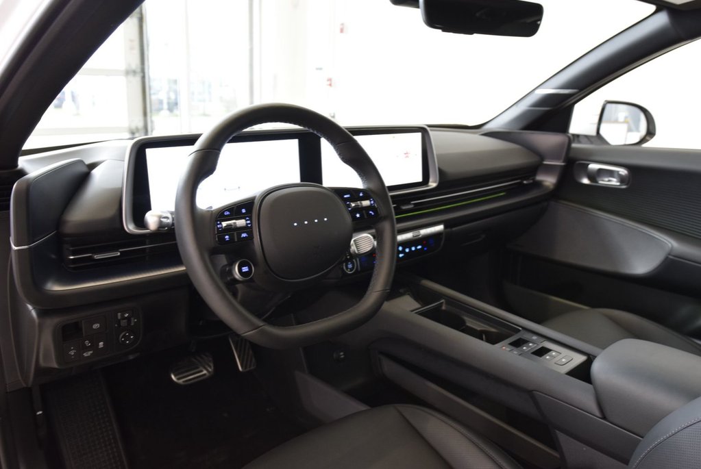 2025 Hyundai IONIQ 6 ULTIMATE+AWD+CUIR+TOIT+LED in Laval, Quebec - 9 - w1024h768px