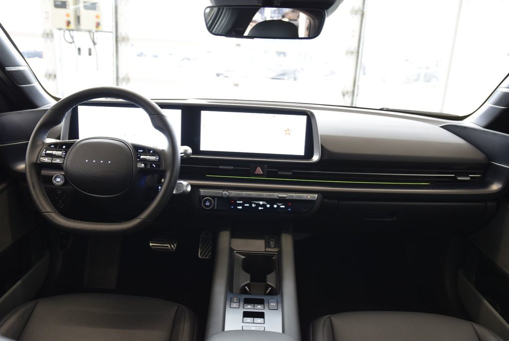 2025 Hyundai IONIQ 6 ULTIMATE+AWD+CUIR+TOIT+LED in Laval, Quebec - 23 - w1024h768px