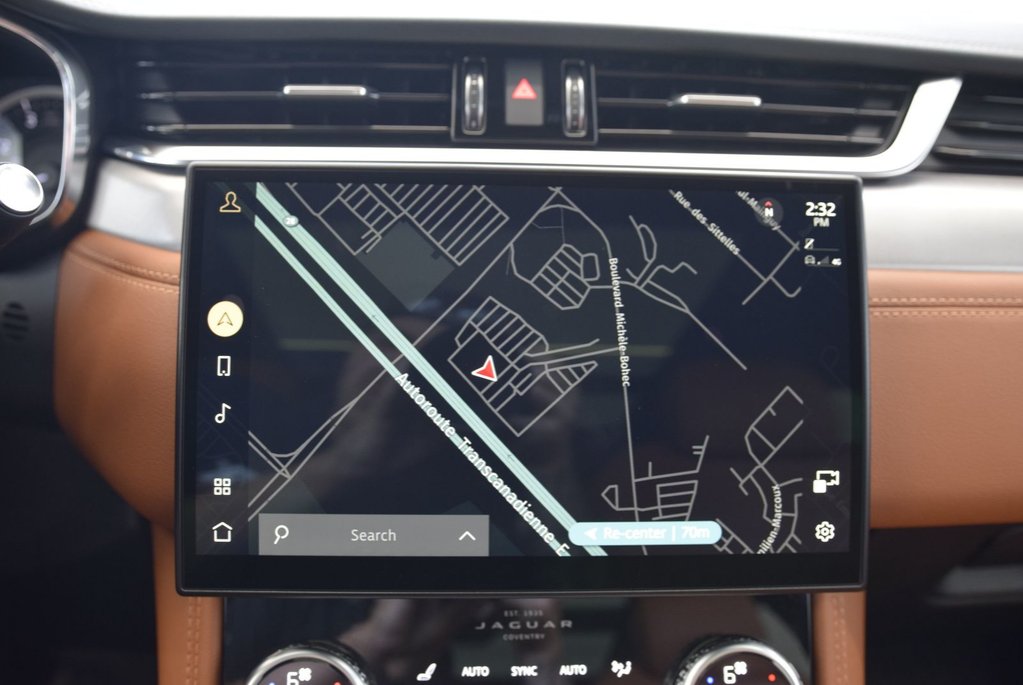 2023 Jaguar F-PACE R-Dynamic S+CUIR+TOIT+LED+ in Laval, Quebec - 28 - w1024h768px
