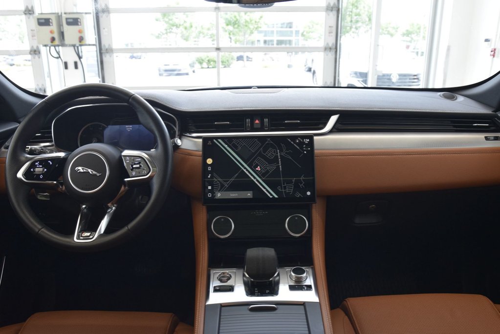 2023 Jaguar F-PACE R-Dynamic S+CUIR+TOIT+LED+ in Laval, Quebec - 22 - w1024h768px