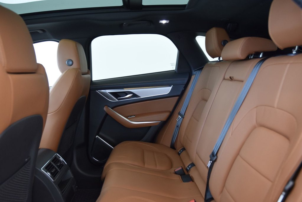 2023 Jaguar F-PACE R-Dynamic S+CUIR+TOIT+LED+ in Laval, Quebec - 21 - w1024h768px